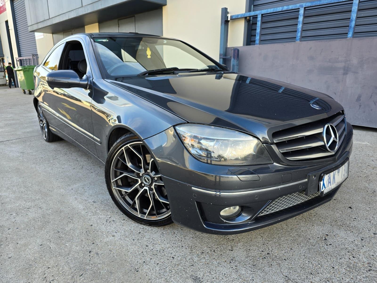 MERCEDES BENZ CLC200 2009 SEDAN
