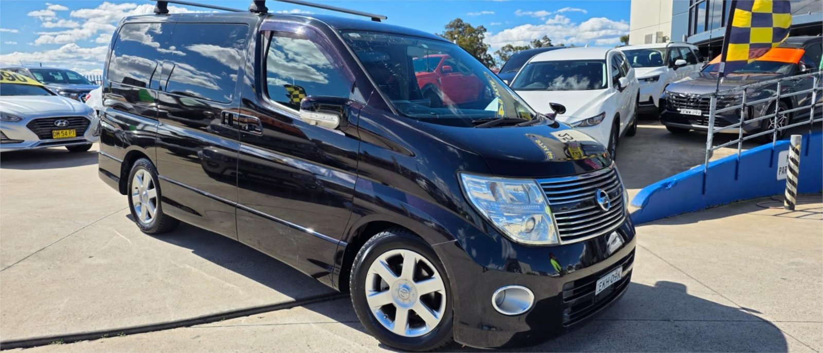 NISSAN ELGRAND 7 SEATER VAN 2010
