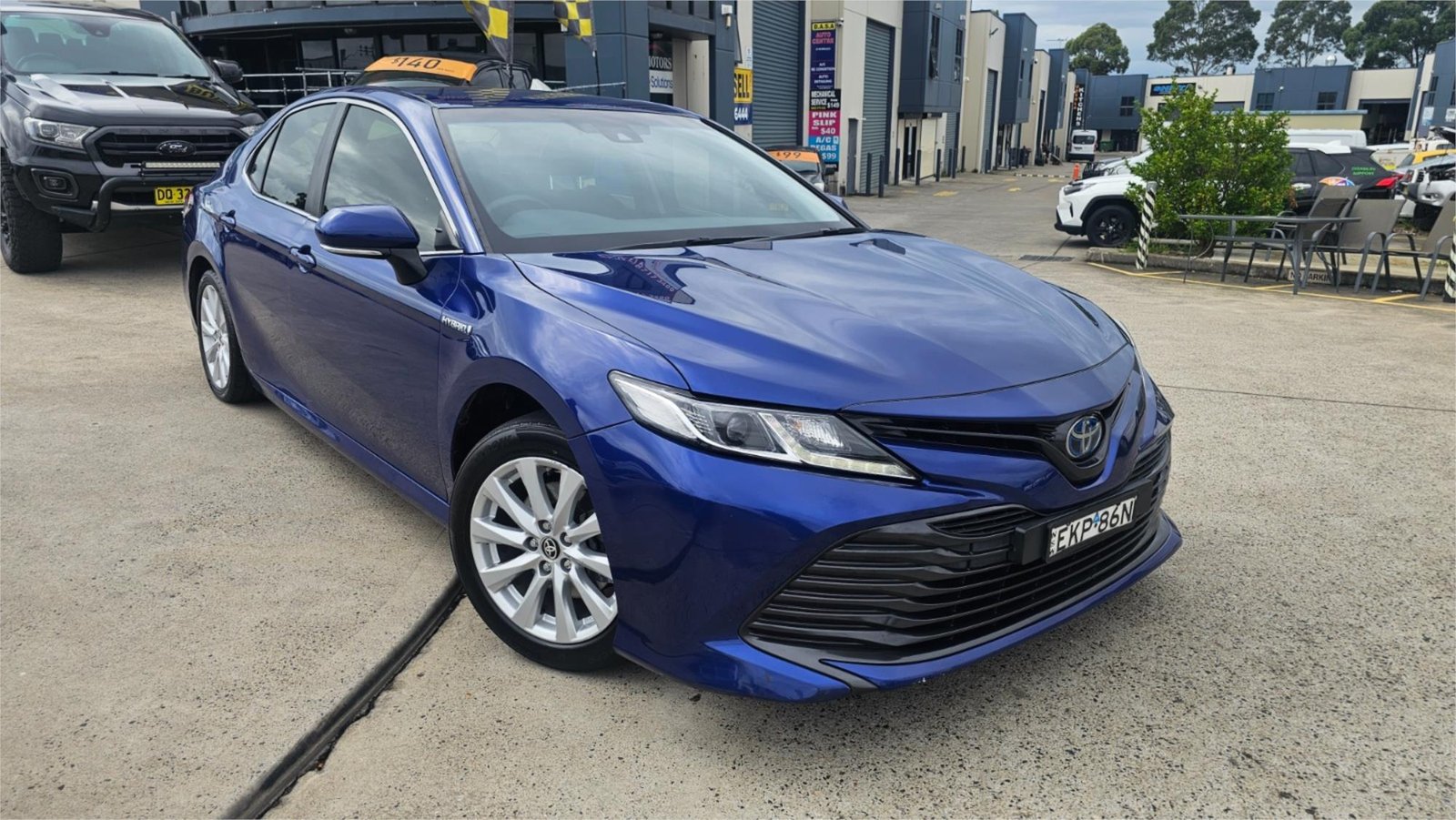 TOYOTA CAMRY HYBRID SEDAN 2020